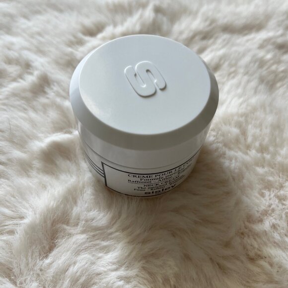 Sisley Paris Neck Cream - Picture 4 of 4